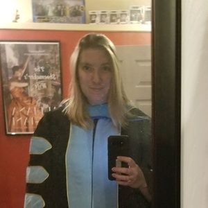 Meet your Posher, Crystal